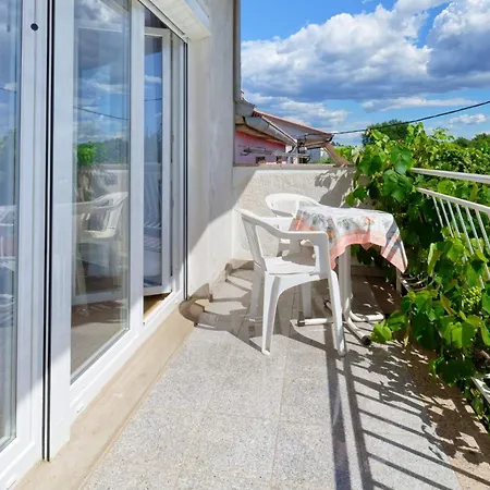 Susie By Rent Istria Umag